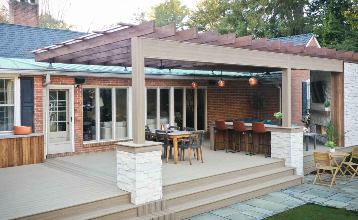 Beautiful custom deck with outdoor kitchen in Syracuse, NY